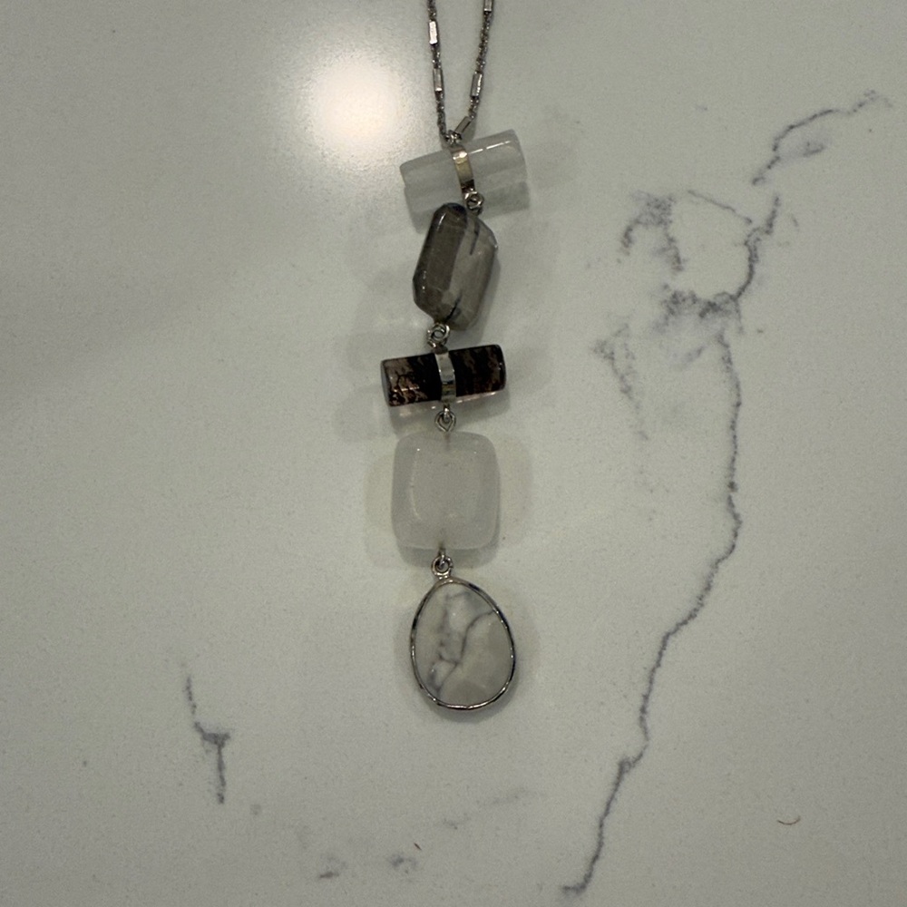 LOFT silver pendant necklace - Picture 4 of 4